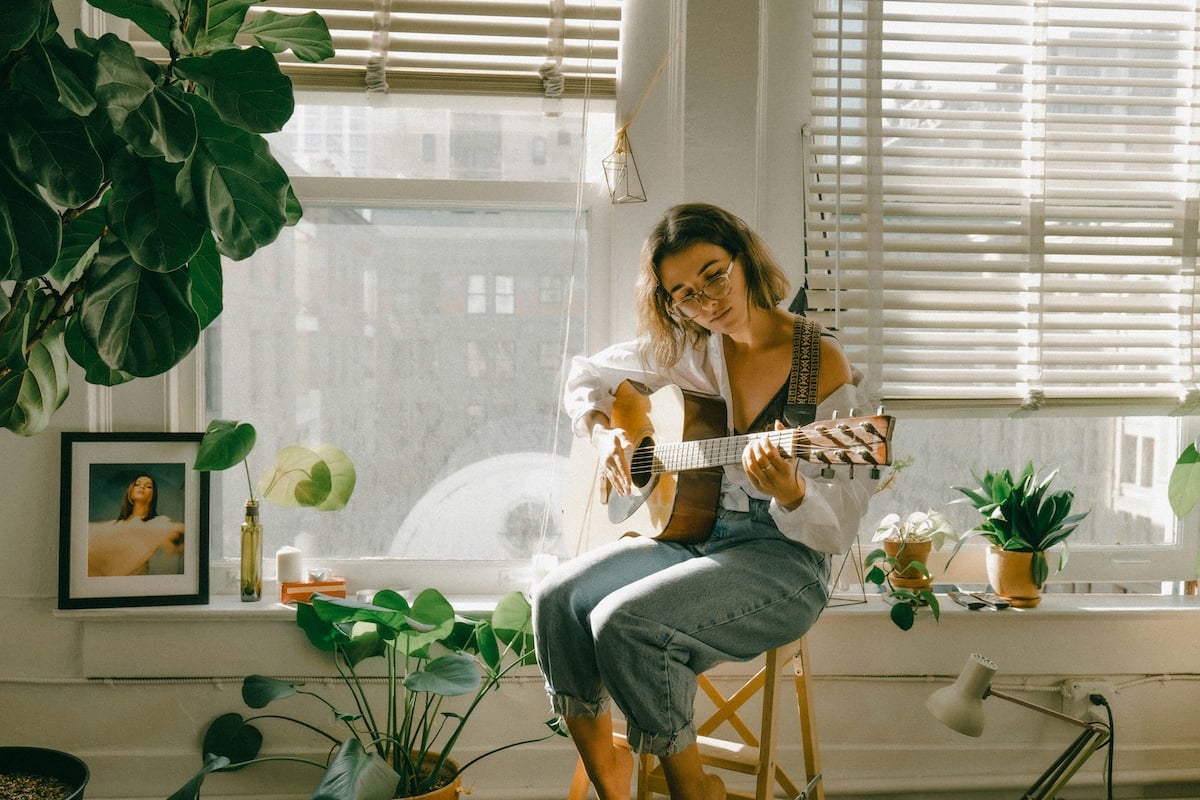 5 Online Tools Every Guitarist Needs