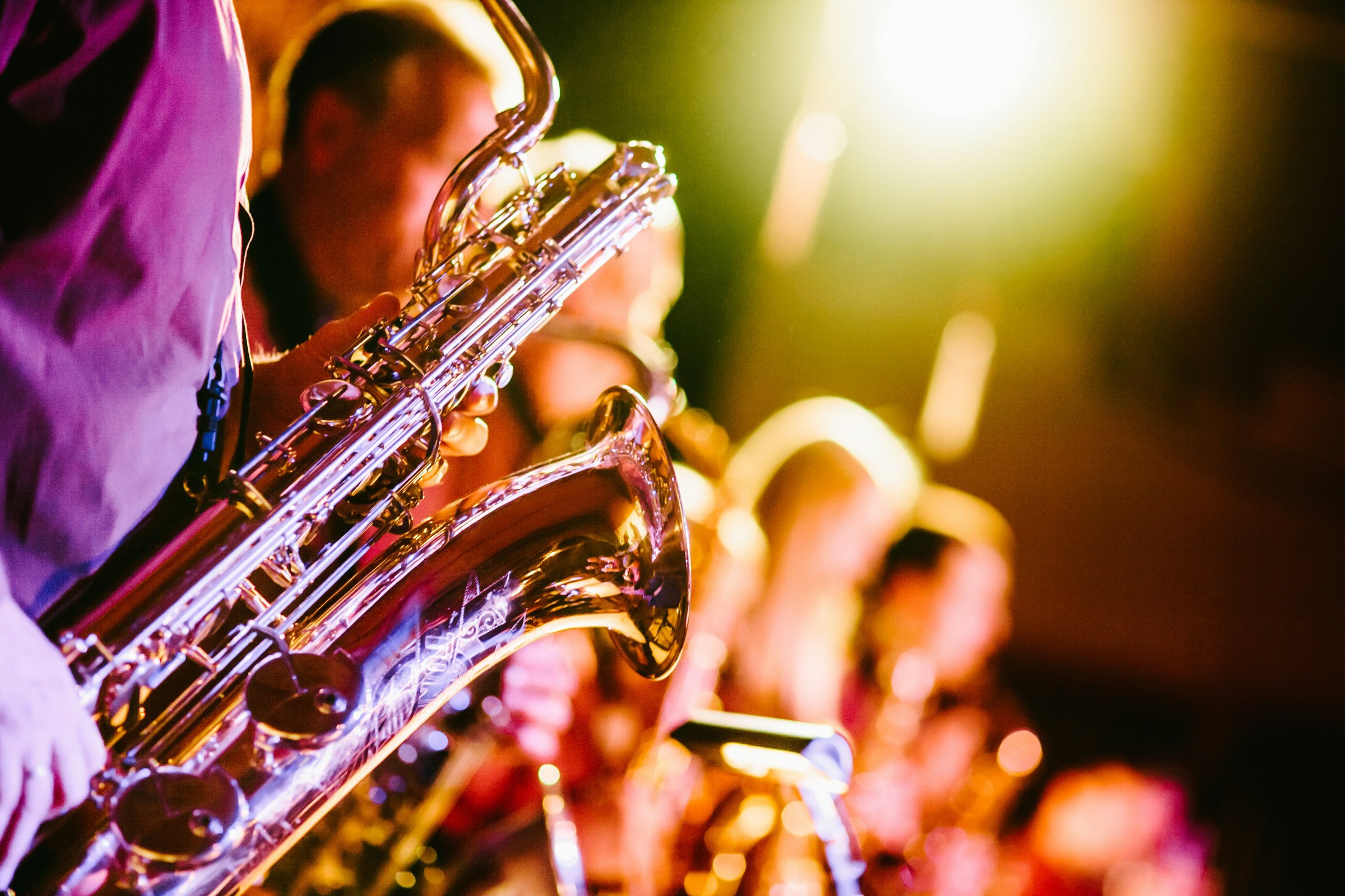Find saxophone lessons near you