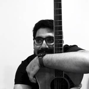 Paresh Sachdeva - Guitar teacher