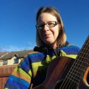 Marcela Tingle - Guitar teacher