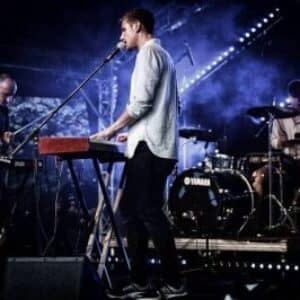 Alex Johnstone - Singing teacher