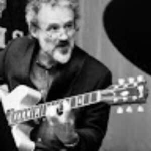 Kevin Armstrong - Guitar teacher