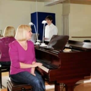 Catrin Harries - Singing teacher