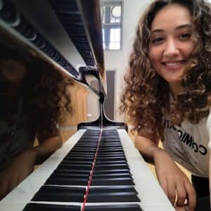 Bilge Ekizoglu - Music-theory teacher