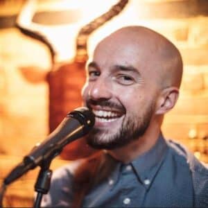 Marc Oliver - Guitar teacher