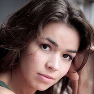 Nikki Mae - Singing teacher