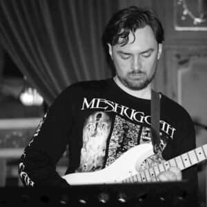 Huw Roberts - Guitar teacher