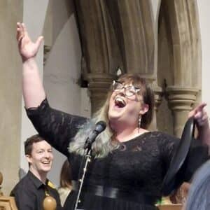 Caroline Dickinson - Singing teacher