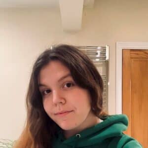 Zoe Mattelaer - Guitar teacher