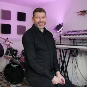 Andrew McKenna - Guitar teacher