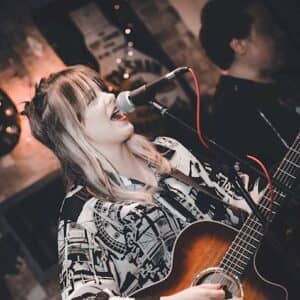 Ellie Owen - Bass teacher