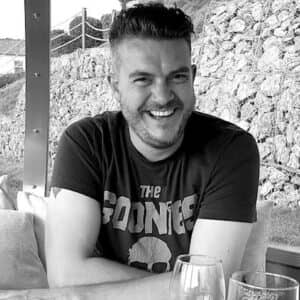 Mike Hawthorne - Guitar teacher