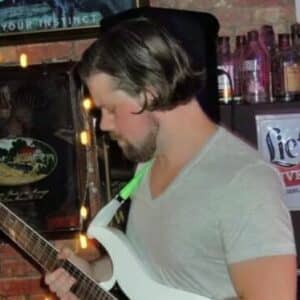 Lee Cunliffe - Guitar teacher