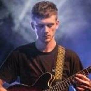 Sam Evans - Guitar teacher