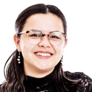 Julia McLean - Violin teacher