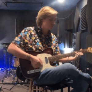 Justin Richards - Guitar teacher