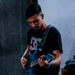 Luca Chessa - Guitar teacher