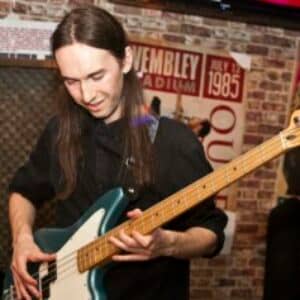 Ewan Knight - Banjo teacher